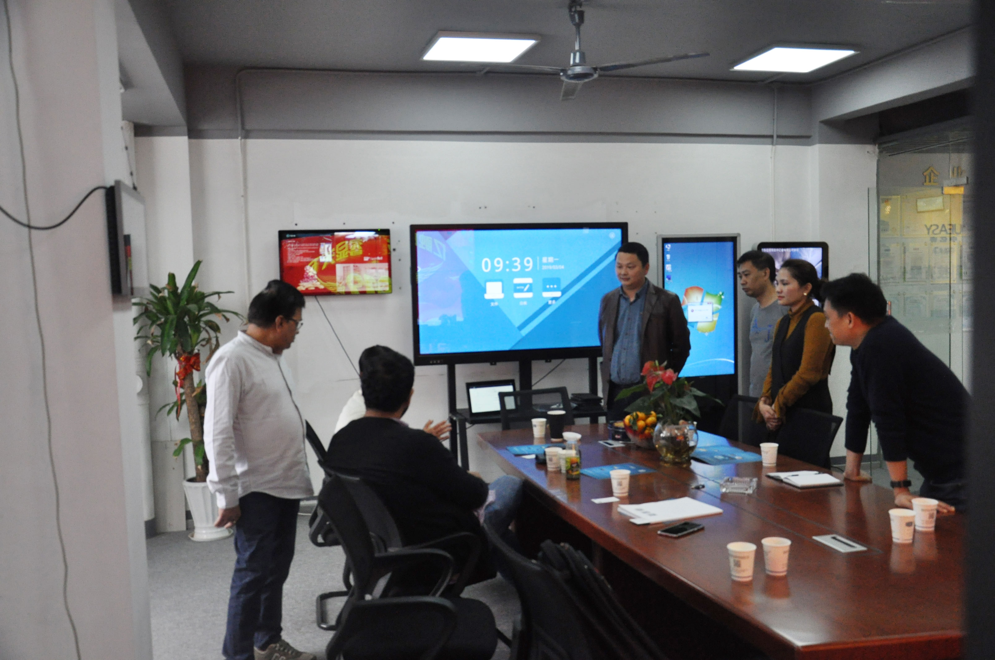 中億?？蛻粢娮C