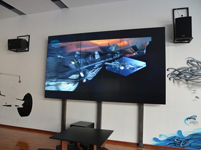 「立標(biāo)桿，樹(shù)品牌」中億睿55寸液晶拼接屏亮相寧夏吉普汽車4S店